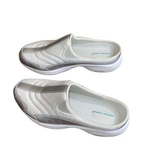 Exquisite Martha Stewart Traveltime Clogs Wallpaper Photography Exquisite Martha Stewart Traveltime Clogs Wallpaper Photography